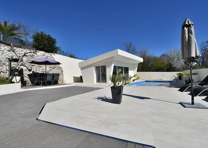 Lux With Pool Matulji