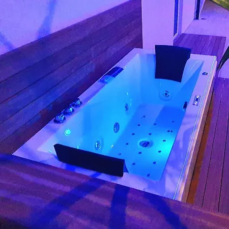 Lux With Pool Appartement Matulji