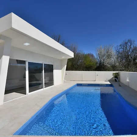 Lux With Pool Matulji