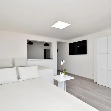 Lux With Pool * Matulji