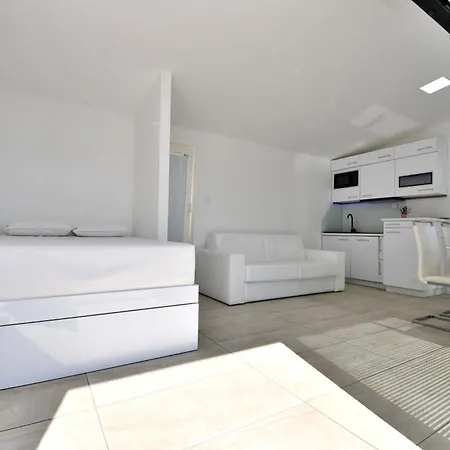 Lux With Pool * Matulji