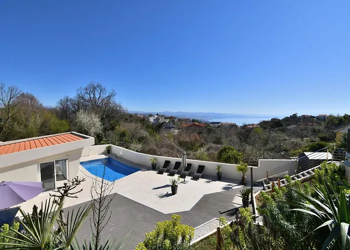 Lux With Pool Apartment *