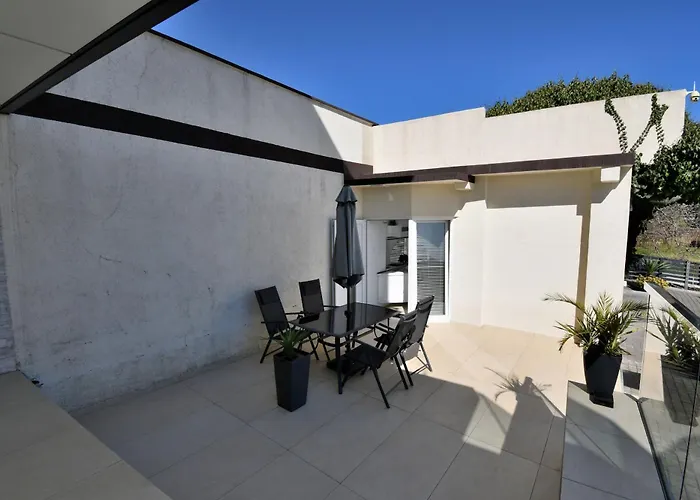 Lux With Pool Apartment